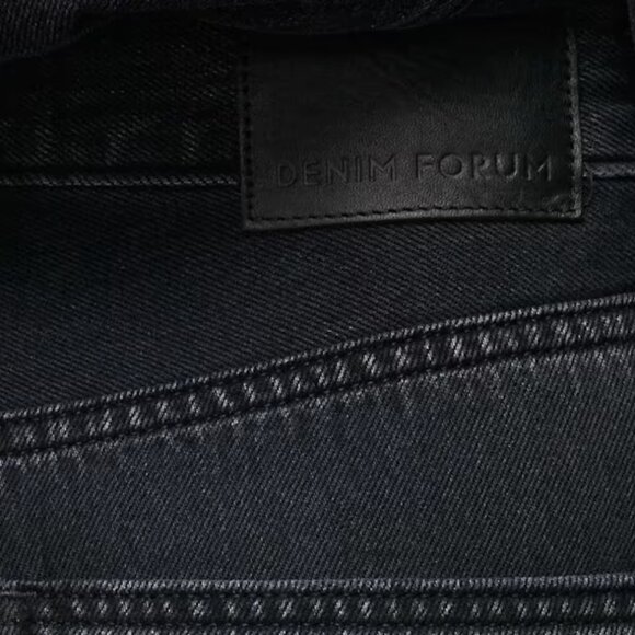 Denim Forum The '90s Winona Hi-rise Wide Jean - Picture 6 of 6